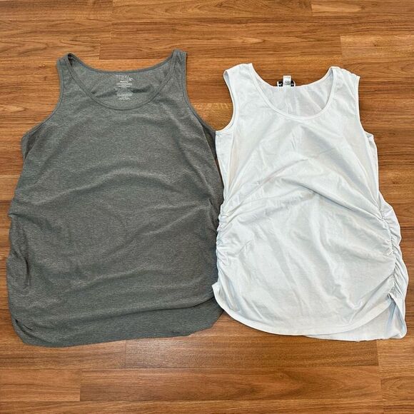 Maternity Tanks Tops Gray and white | Maternity Size 2XL - Picture 1 of 14